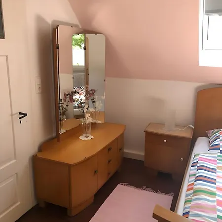Mein Rosenbusch 2 Apartment Kemmern